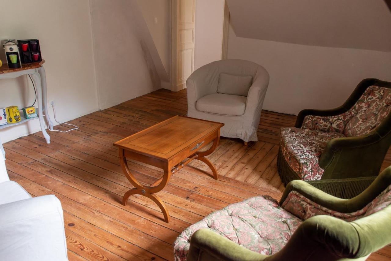 Chambres D'Hotes Chateau De Saint Etienne Du Bois Екстер'єр фото