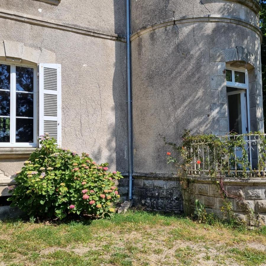 Chambres D'Hotes Chateau De Saint Etienne Du Bois Екстер'єр фото