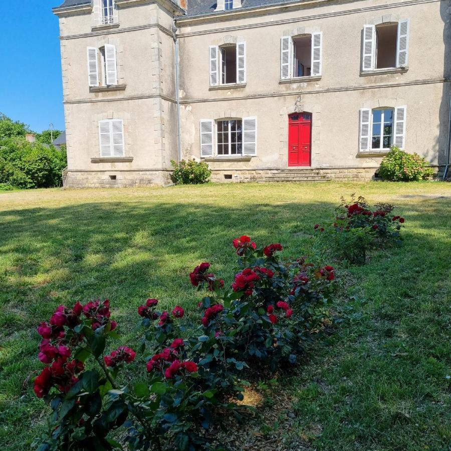 Chambres D'Hotes Chateau De Saint Etienne Du Bois Екстер'єр фото